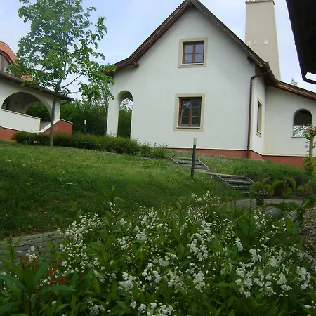 Arnyas Lakopark Alsópáhok